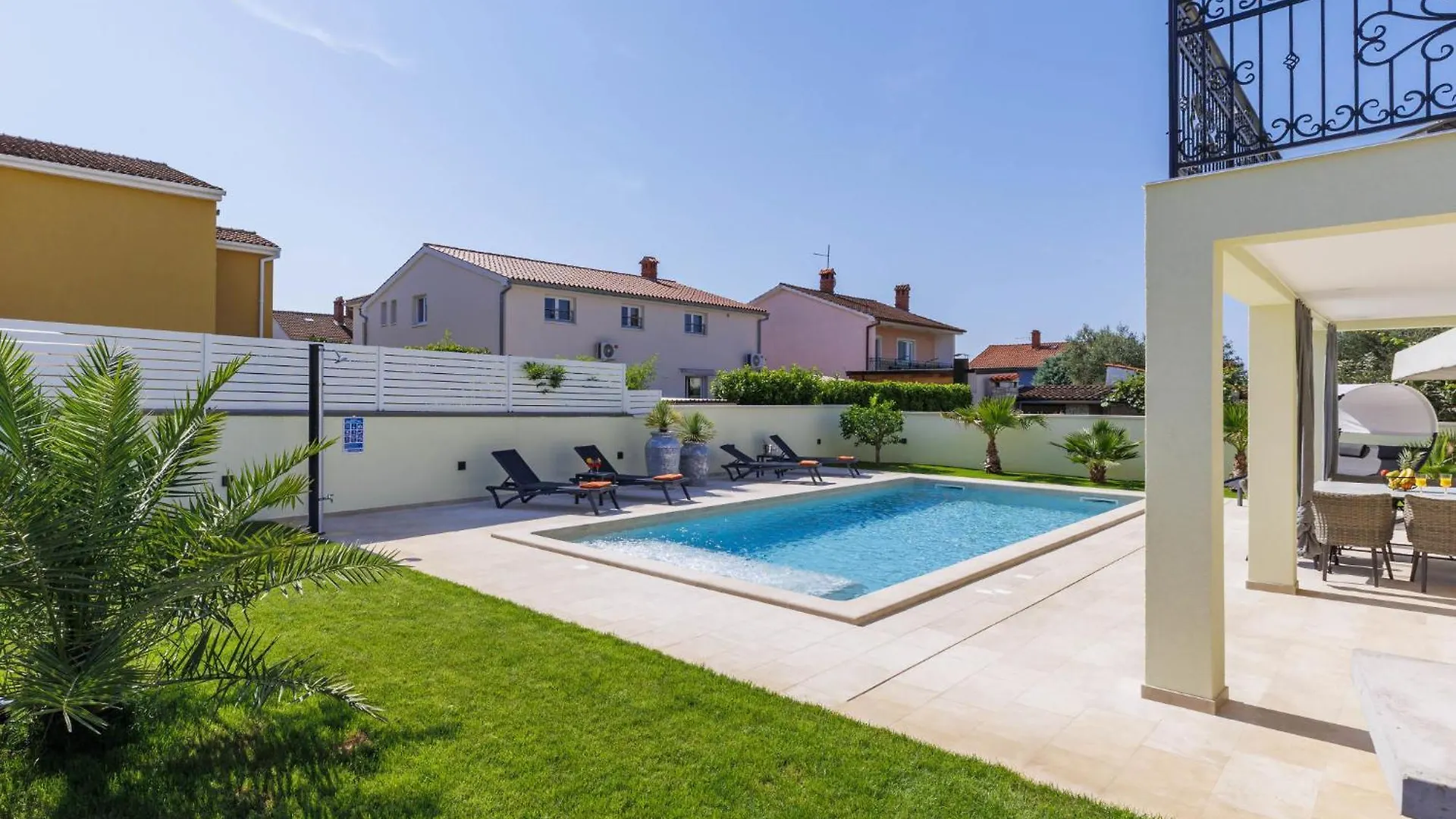 Villa Kalina By Interhome Pula